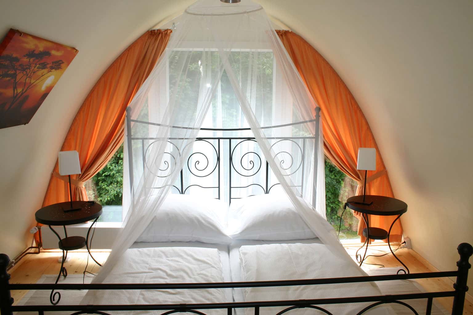 Rondo – Bedroom under the dome