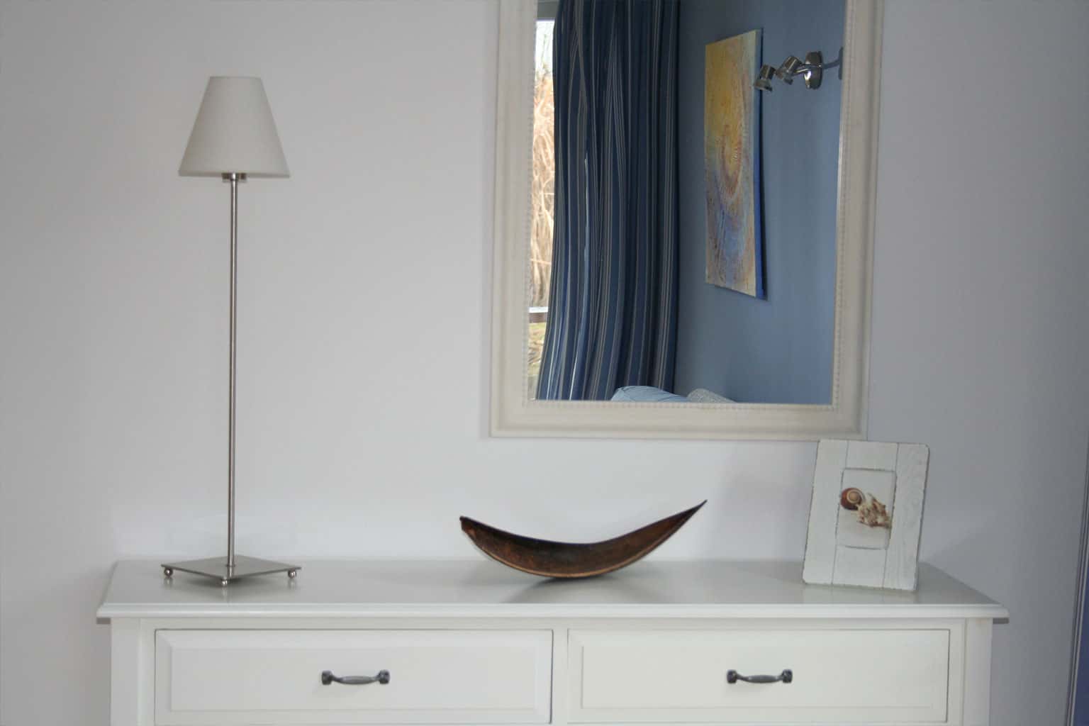 Scandinavian bungalow – Entrance